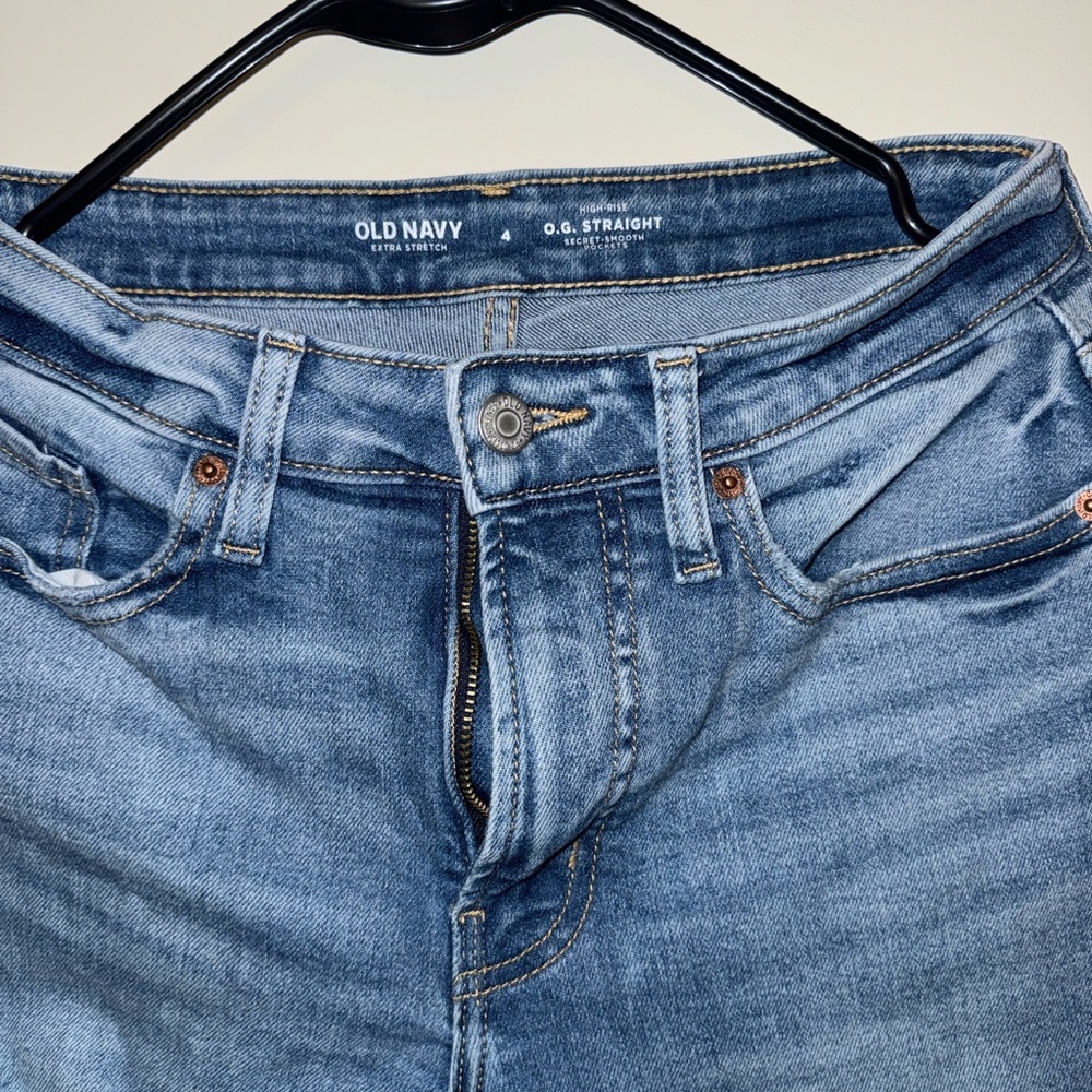 Old navy - Picture 3 of 5